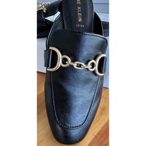 Anne Klein Brenna Slip On Mule Slipshoes Black Women Size 7 Gold Buckle Design